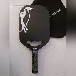 New Penguin Core Collection T700 Carbon Fiber Pickleball Paddle (Black)
